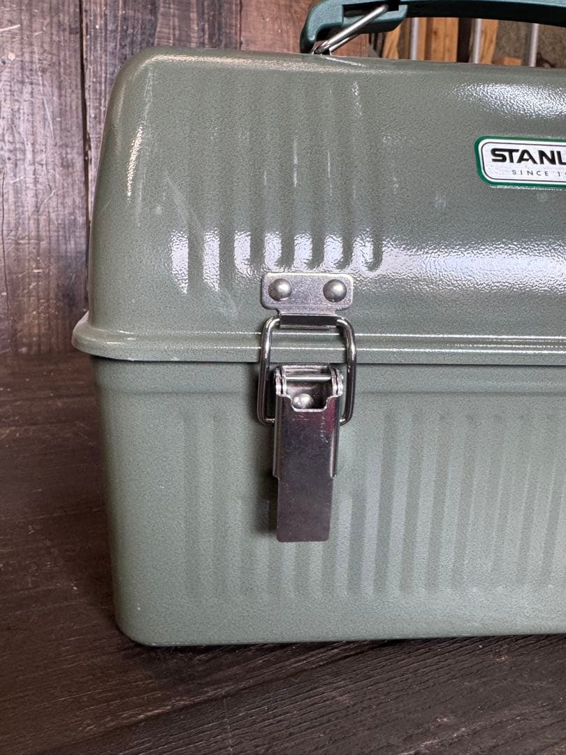 【正規品　新品】STANLEY スタンレー　ランチボックス 9.4L カーキ