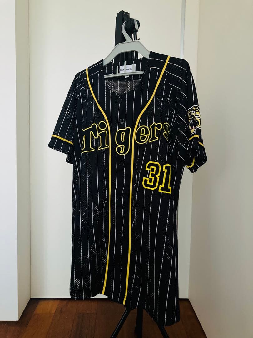 阪神タイガース　林威助　ビジター　ブラック　公式　ユニフォーム　刺繍　Mサイズ