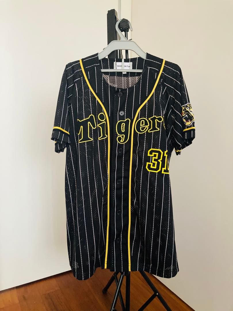 阪神タイガース　林威助　ビジター　ブラック　公式　ユニフォーム　刺繍　Mサイズ