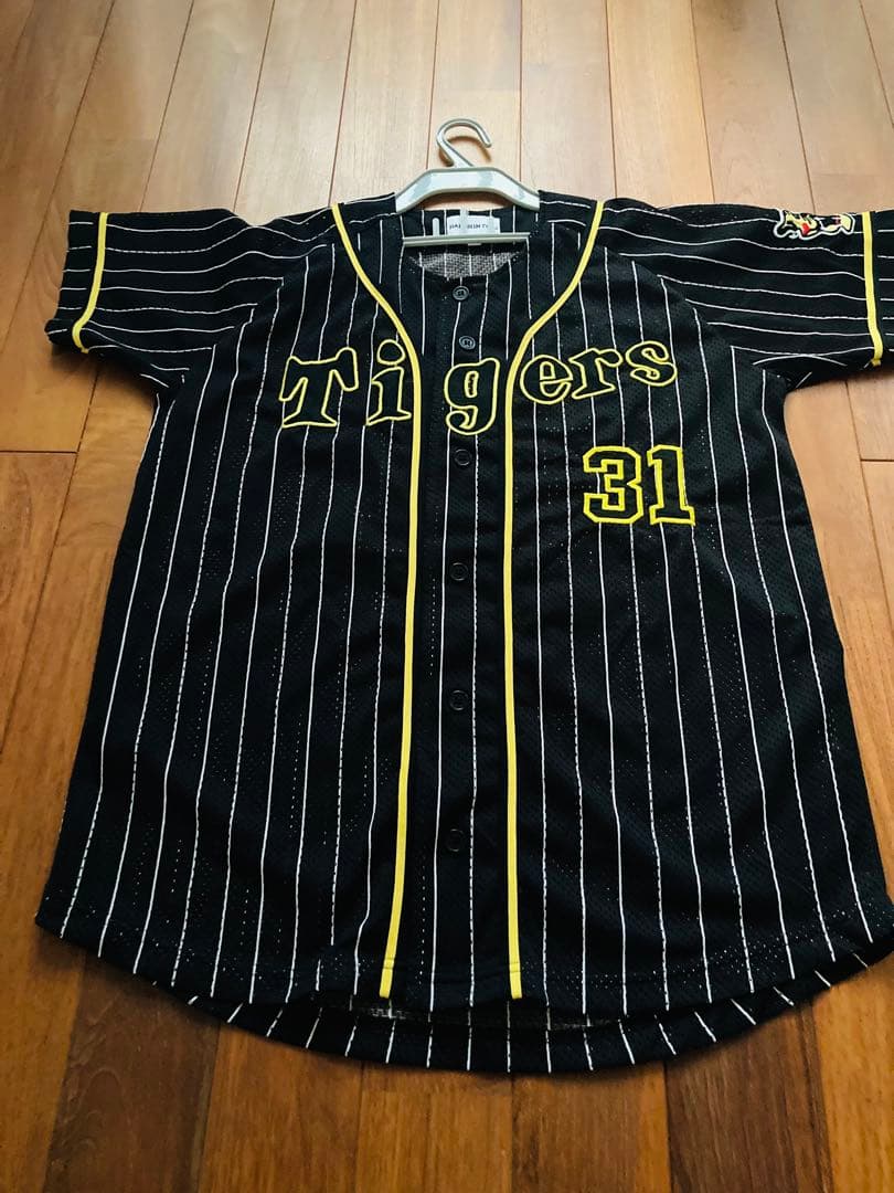 阪神タイガース　林威助　ビジター　ブラック　公式　ユニフォーム　刺繍　Mサイズ