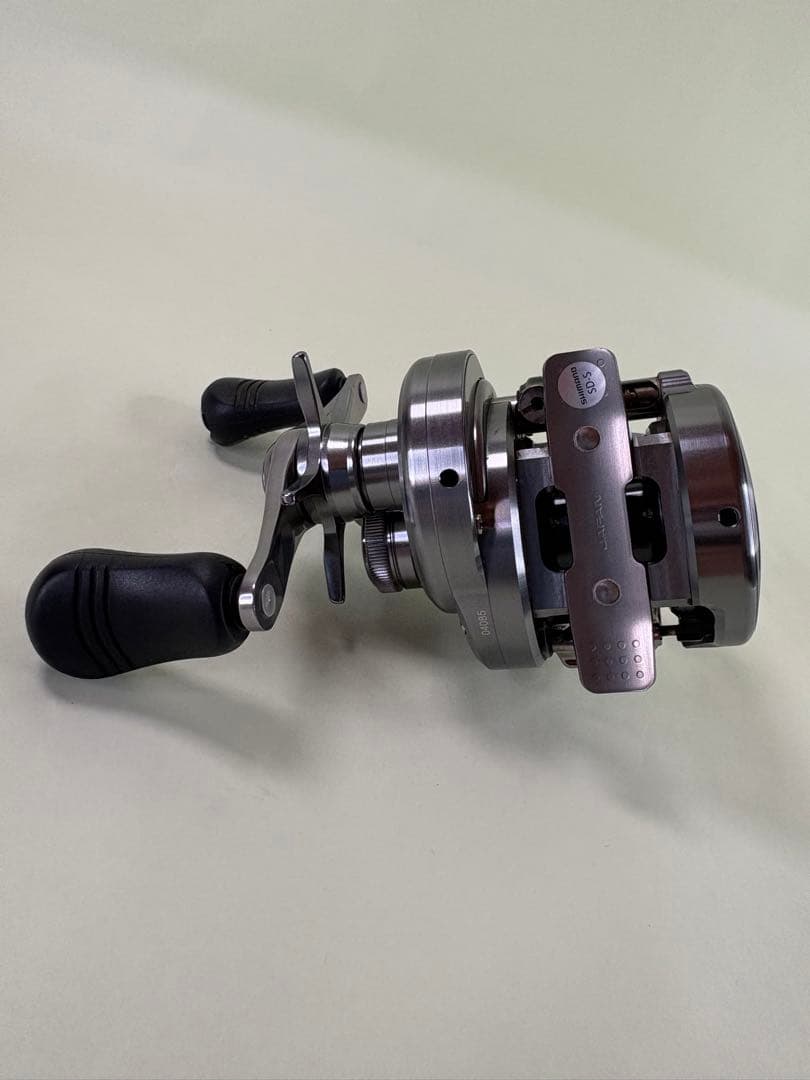 20 カルカッタ コンクエスト DC 100HG RIGHT