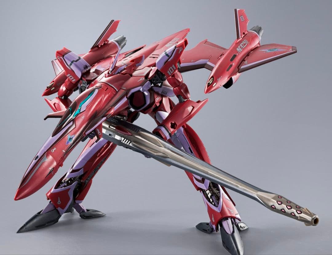 DX超合金スーパールシファーバルキリー「ブレラ・スターン機」リバイバルVer.