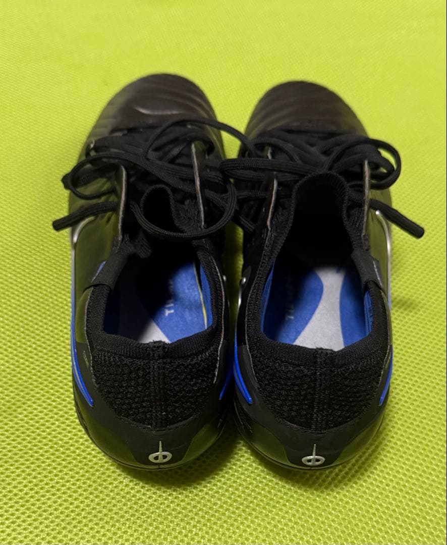 Nike ナイキ　ティエンポFG