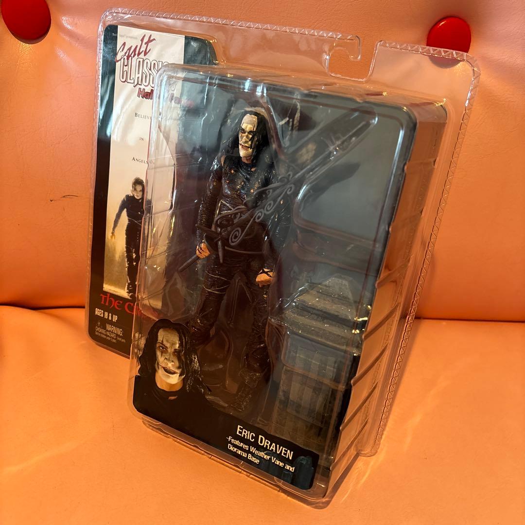 NECA Cult CLASSICS クロウ（エリック・ドレイヴン）フィギュア