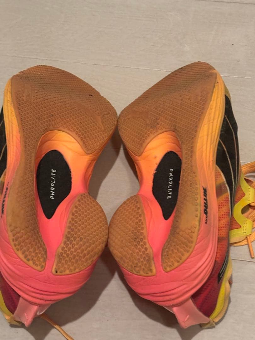 Puma Nitro ランニングシューズ イエロー/オレンジ