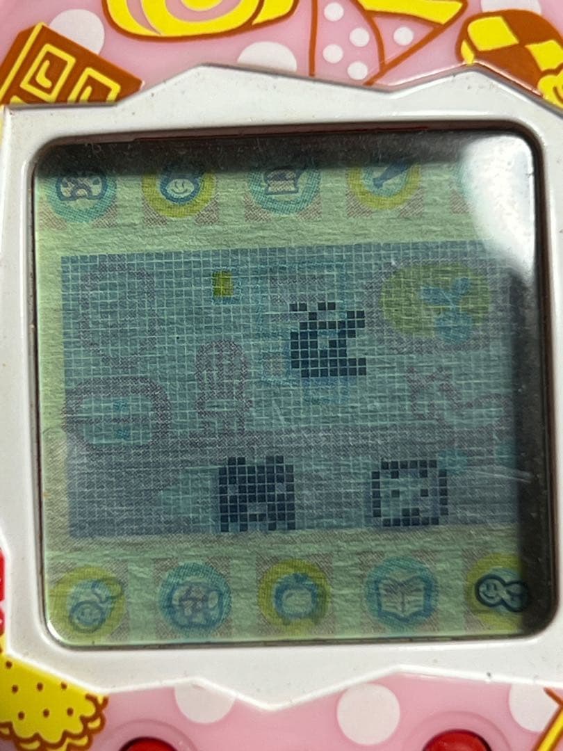 いぇー！ふぁみりーイロイロ！たまごっちプラス ふぁみたまおやつ