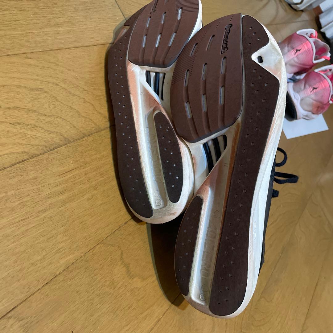 adidas タクミセン　黒　25.5