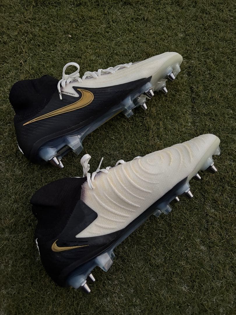 値下げ交渉可　Nike サッカー　スパイク　ファントムLUNA エリート