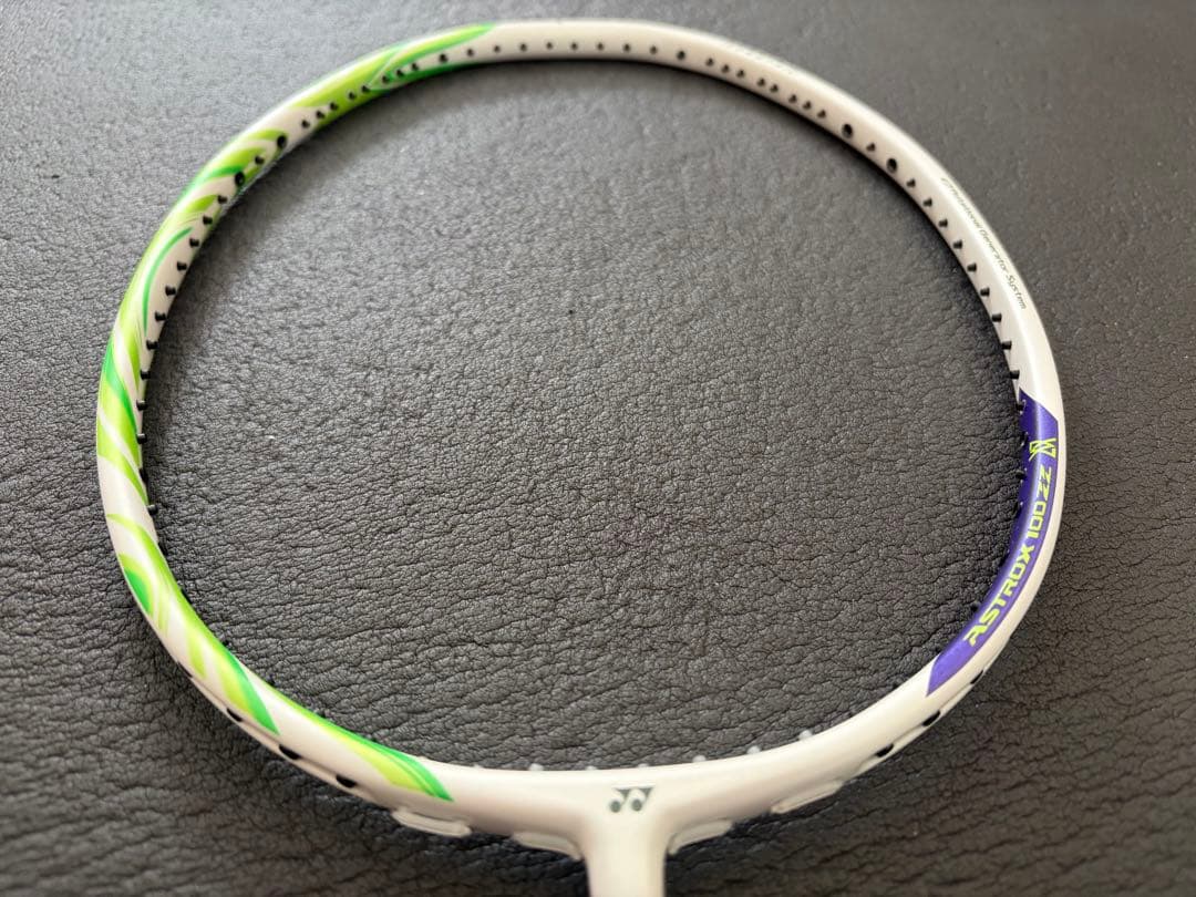 【国内正規品/新品】YONEX アストロクス100ZZ VA 3U5