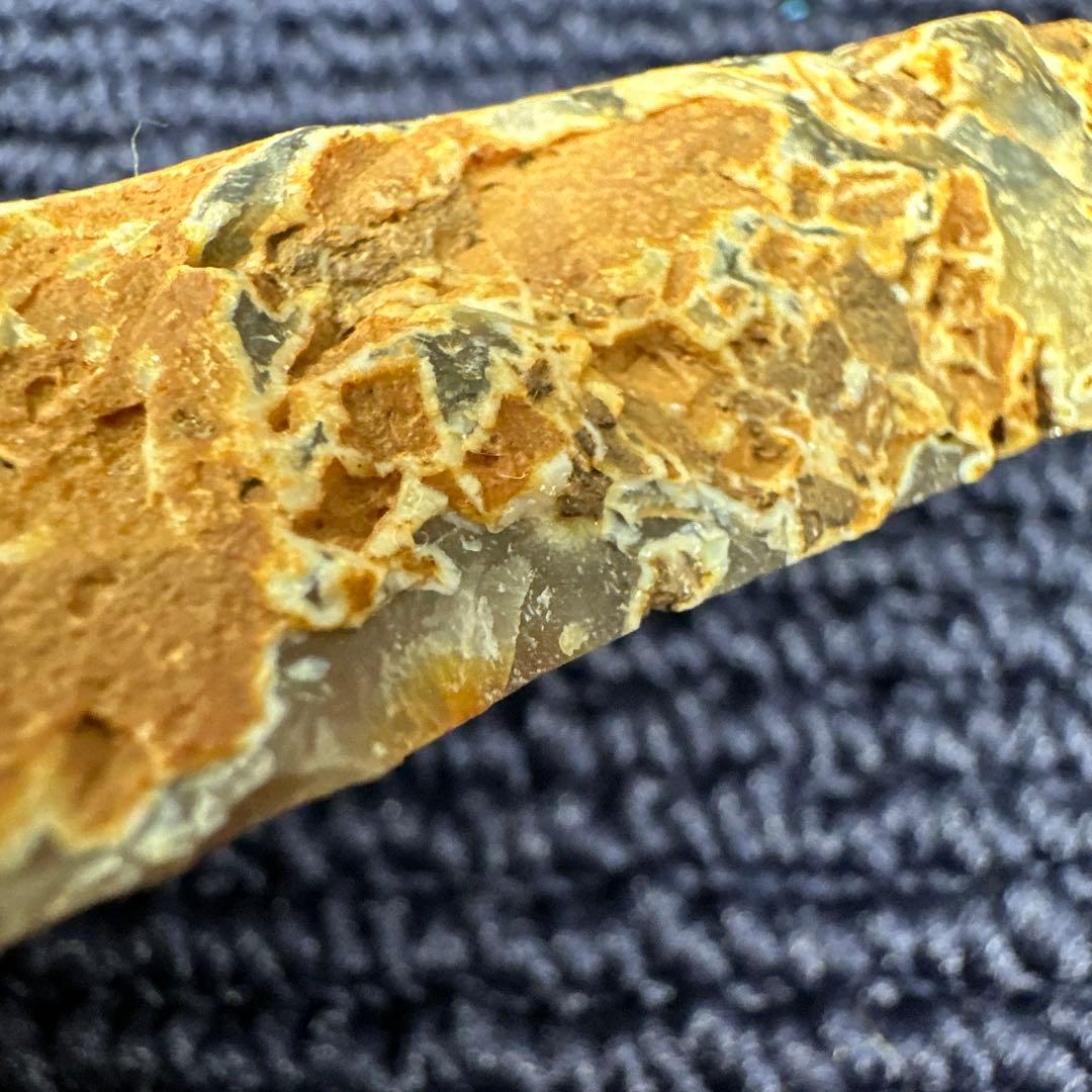 1面研磨の原石