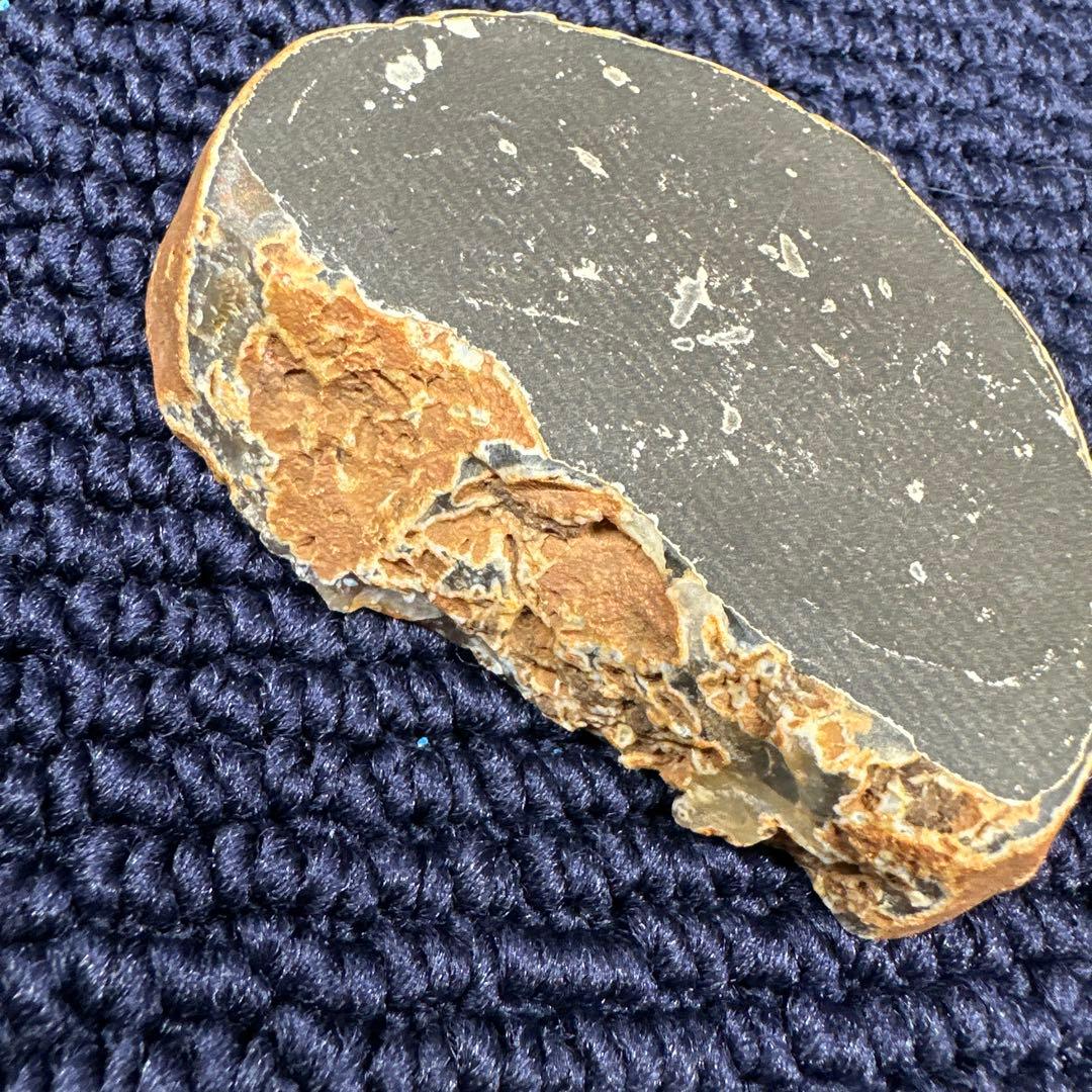 1面研磨の原石