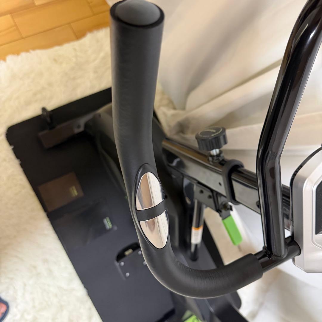 【美品】　FITBOX 第三世代　マット付き　スピンバイク　自宅トレーニング