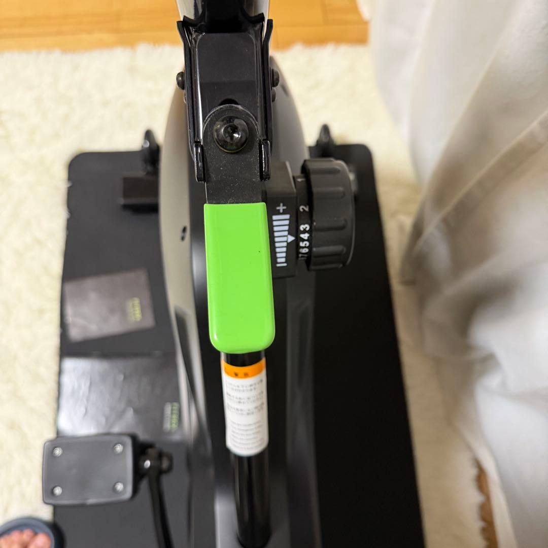 【美品】　FITBOX 第三世代　マット付き　スピンバイク　自宅トレーニング