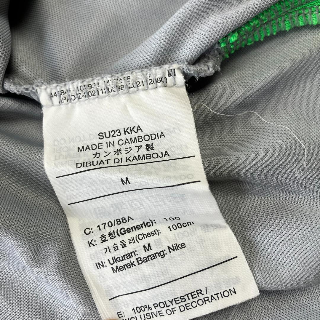 美品　NIKE　リヴァプールFC　ストライクトップ トレーニングトップAXA