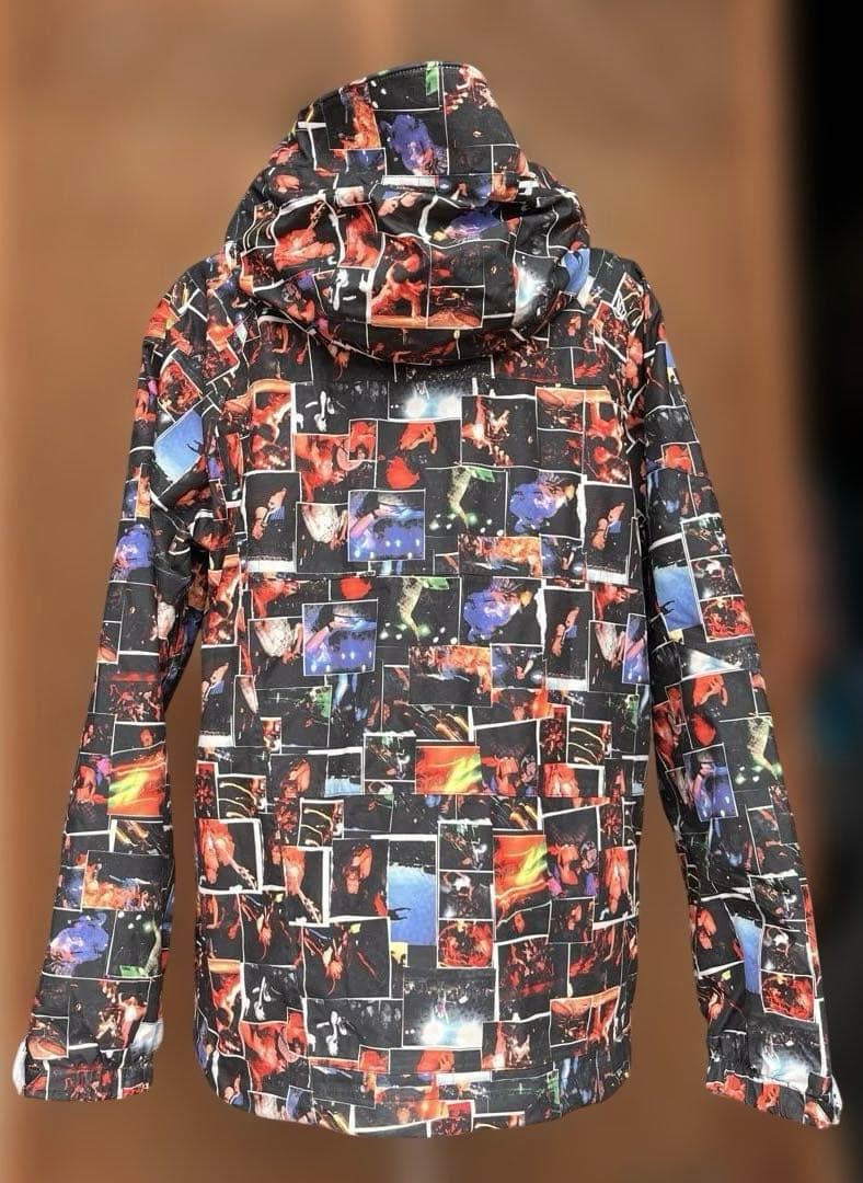 VOLCOM ボルコム　スノーボードジャケット　スノボ　総柄　ユニセックス　XS