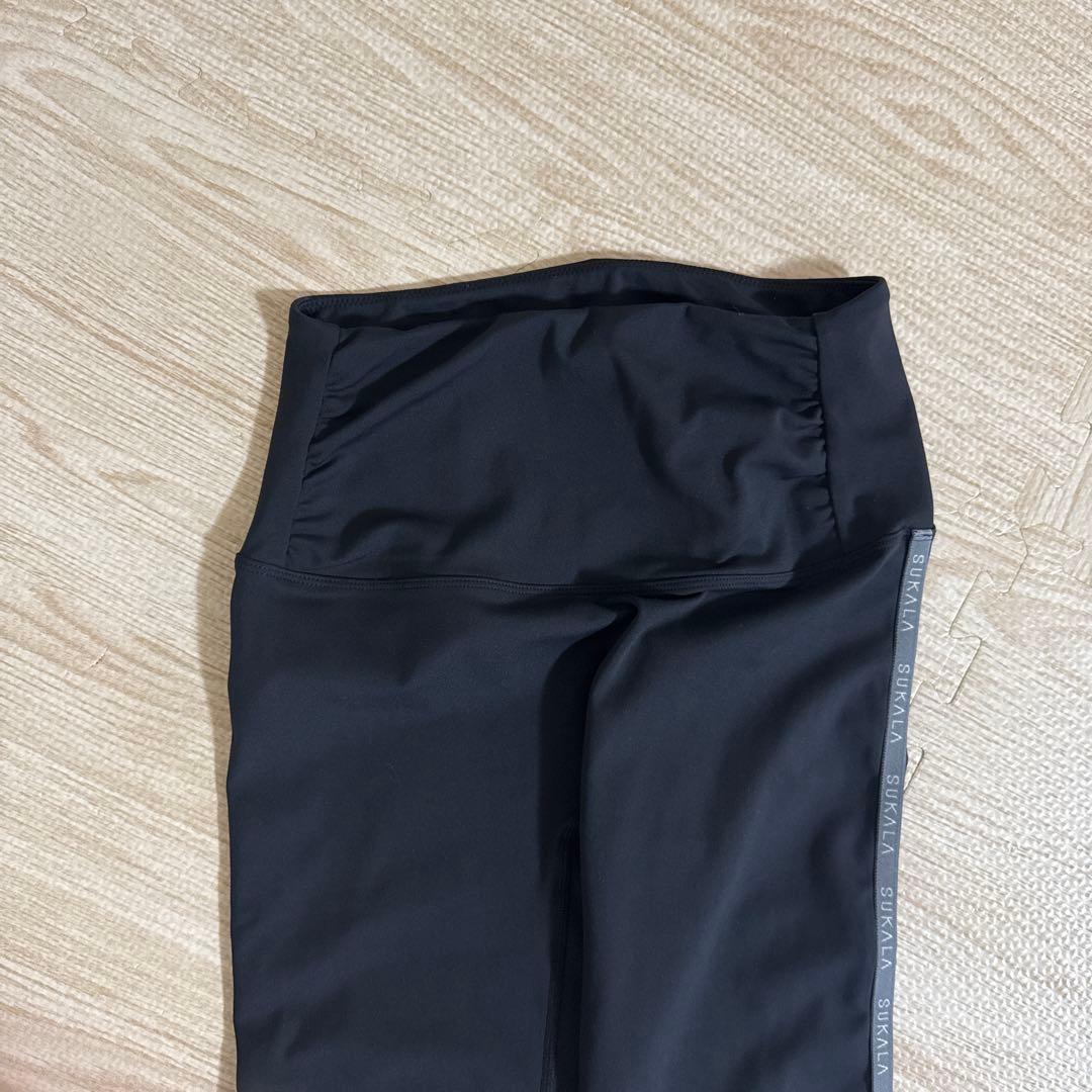Kao 美品　SUKALA ヨガパンツ S 黒