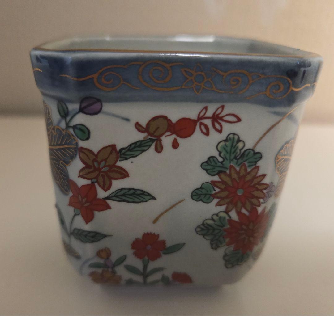 波佐見焼 林九郎窯 色絵金彩鶏彫 ナプキンスタンド&楊枝入 2点