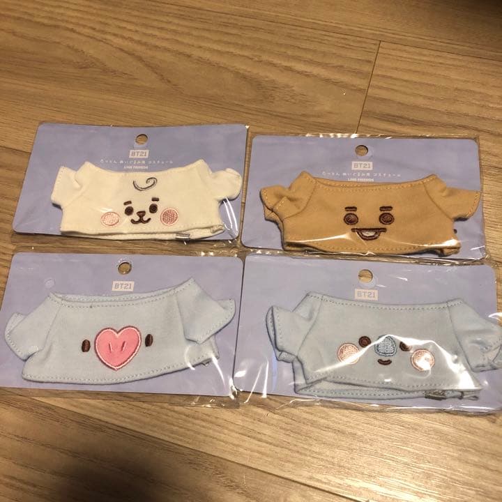 BT21  たっとんコスチューム　ベビー　Sサイズ用　Tシャツ コンプリート