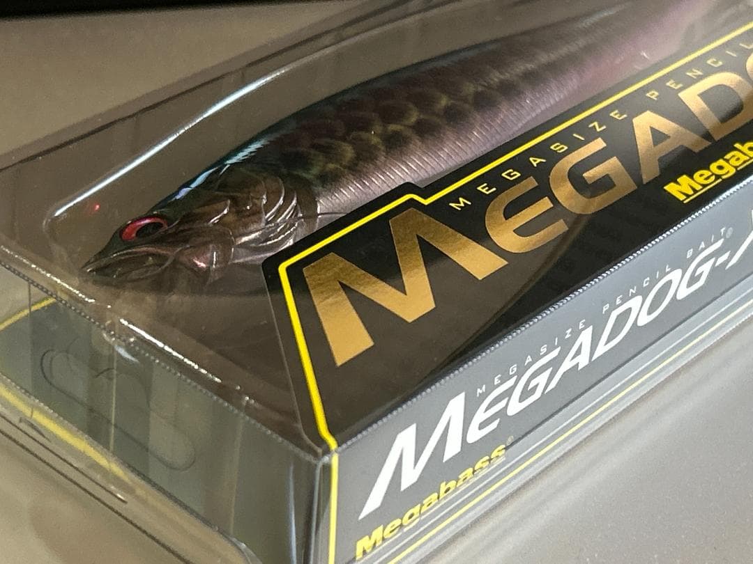 Megabass MEGADOG-X AROWANA メガバス ドッグX 新品