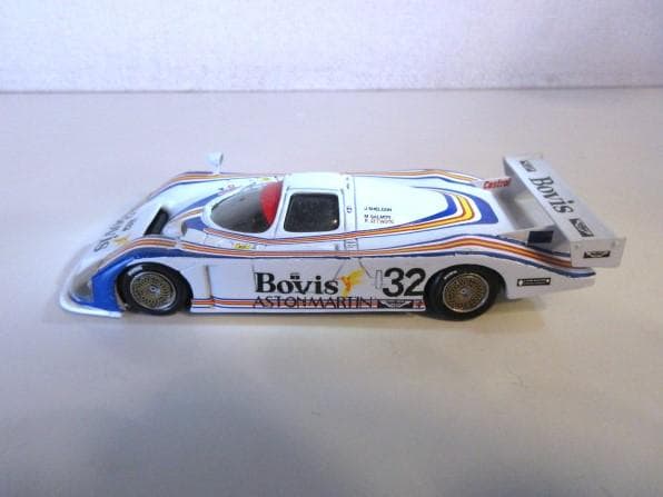 特価 AMR (1/43) アストンマーチン Nimrod