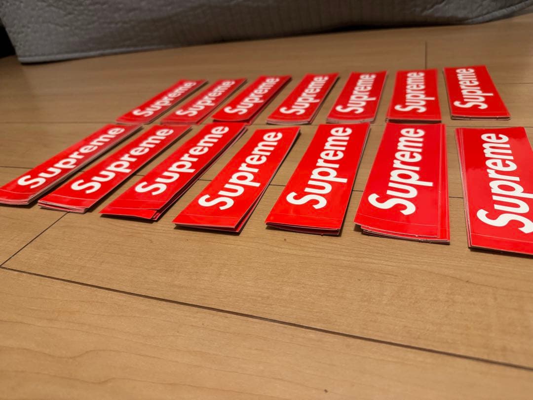 supreme ステッカー 136枚セット