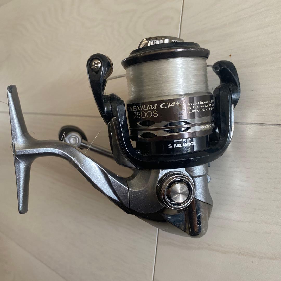 シマノ レアニウム　C14+ 2500S スピニングリール