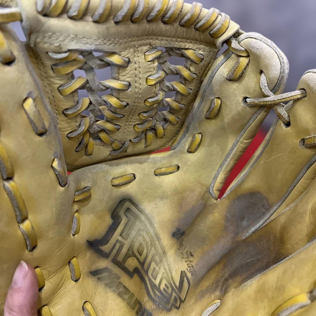 即戦力】ミズノ ビクトリーステージ ヘルダー 軟式・ソフト兼用グローブ 内野手用