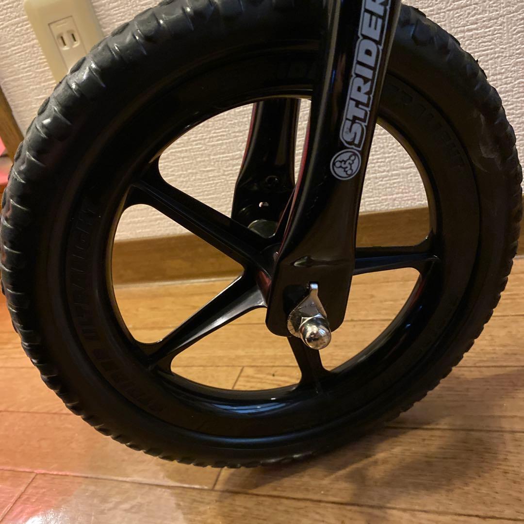 美品 STRIDER ストライダー スポーツタイプ 赤