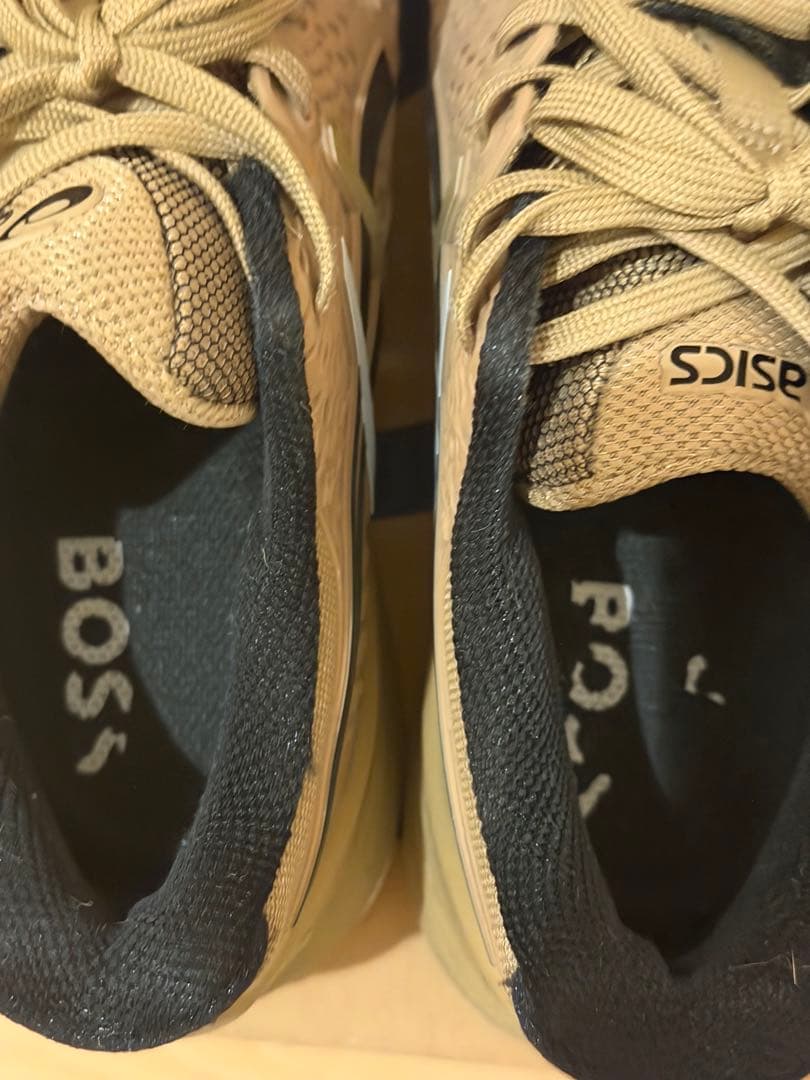 ASICS テニスシューズ ベージュ