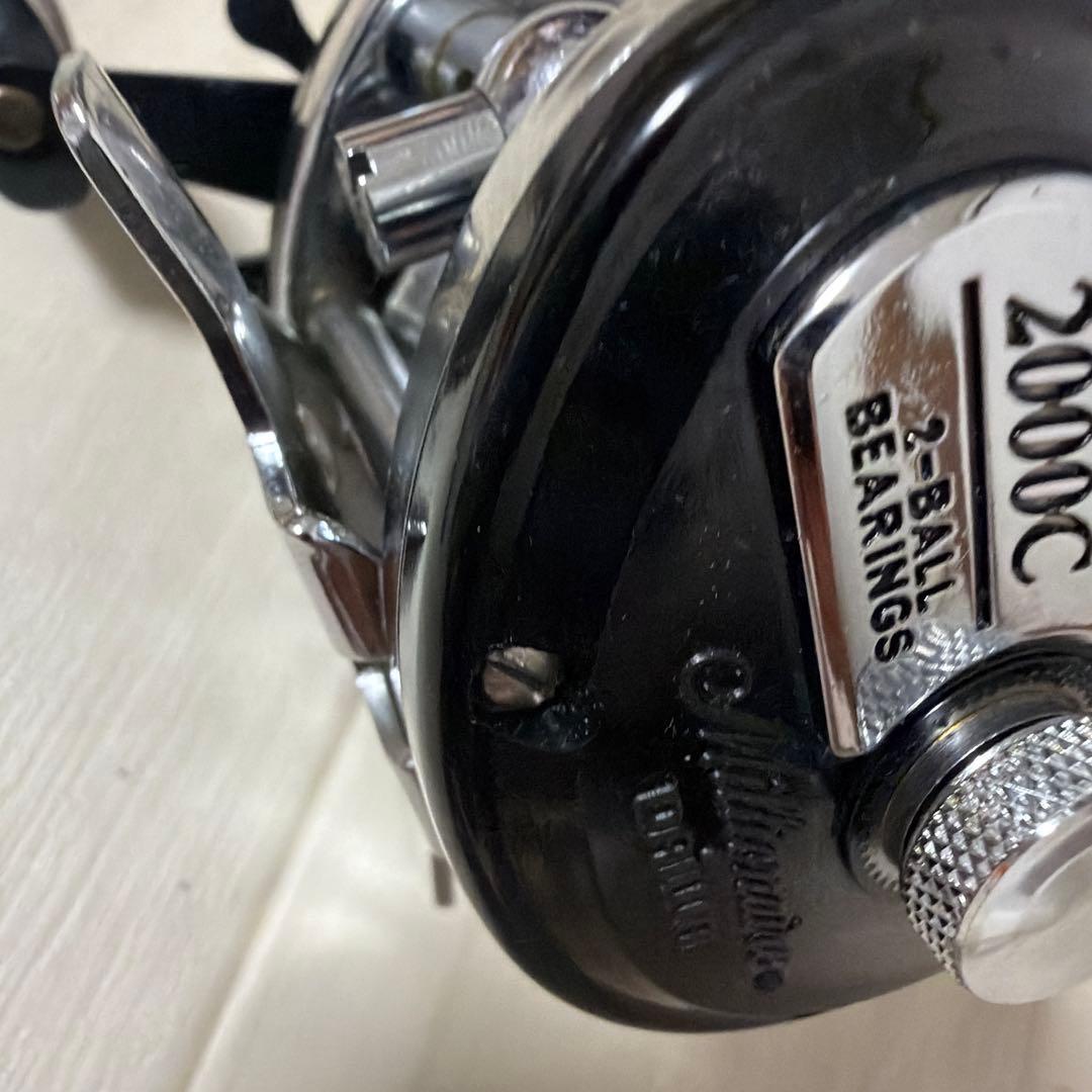 ダイワ　ミリオネア2000C ベイトリール 中古　美品