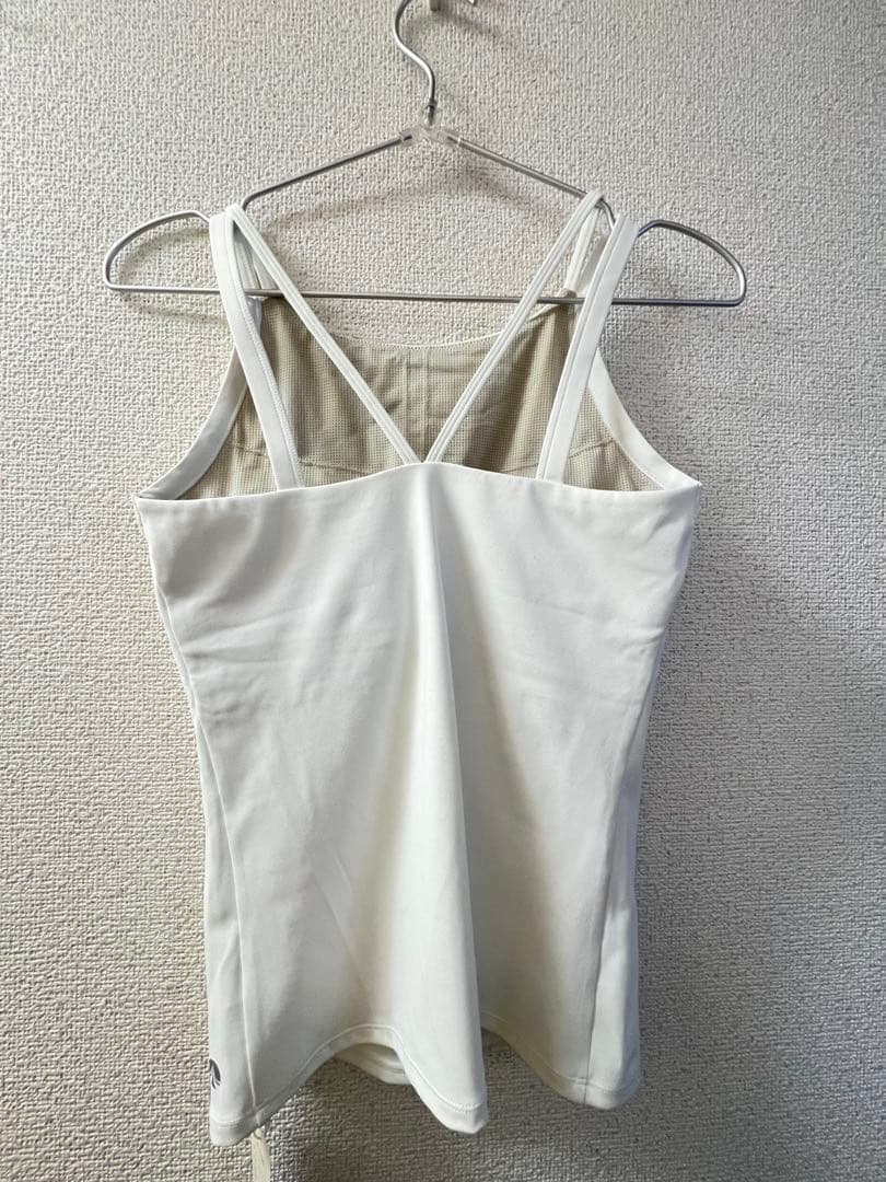 新品　SUKALA ダブルストラップタンク ホワイト　LAVA スカーラ ヨガ