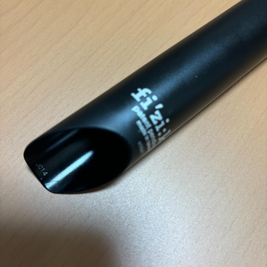 Fizik Cyrano R3 アルミシートポスト 27.2x330mm