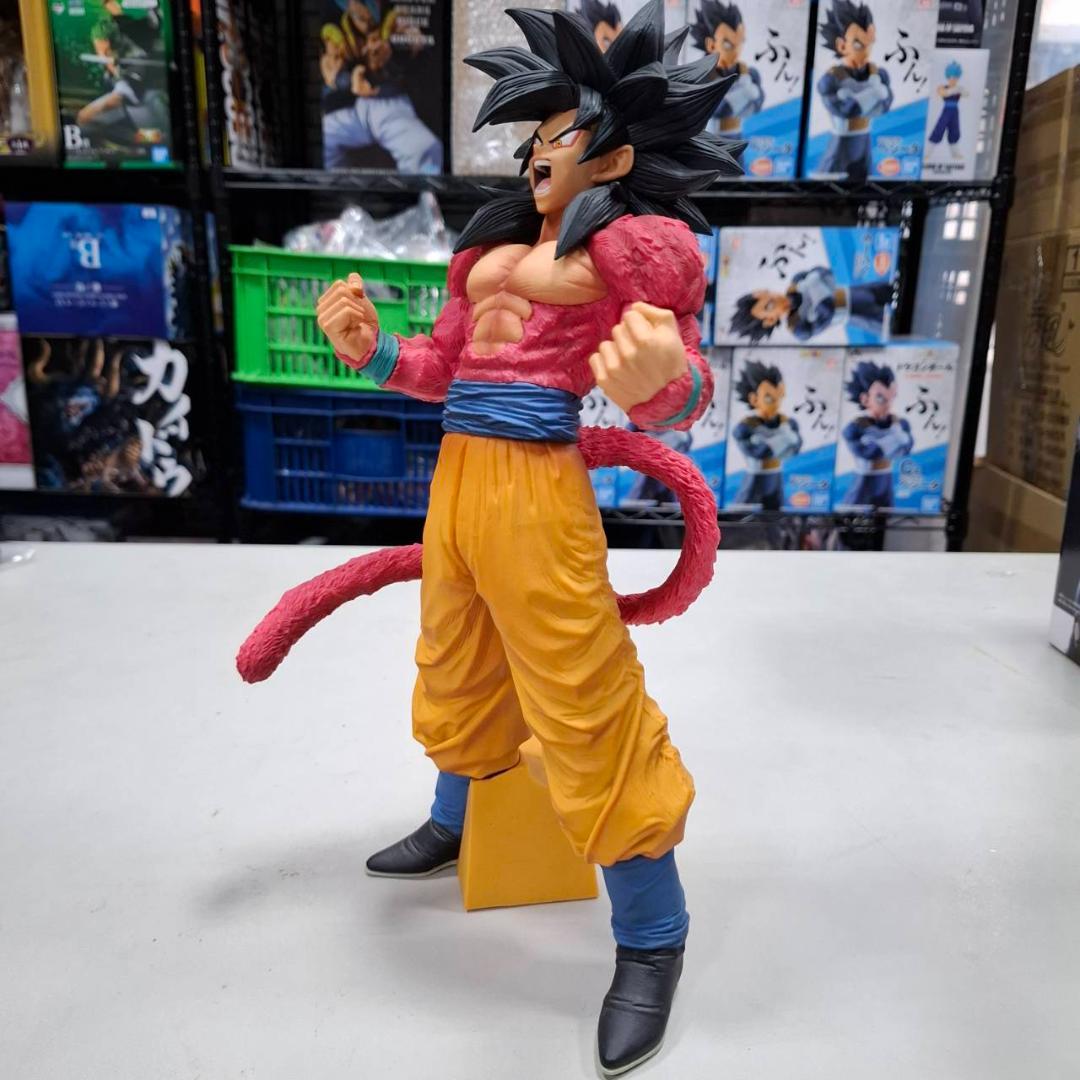 r*n様 ⛄美品⛄0302 価格高騰中!!ドラゴンボール SMSP 超サイヤ人4