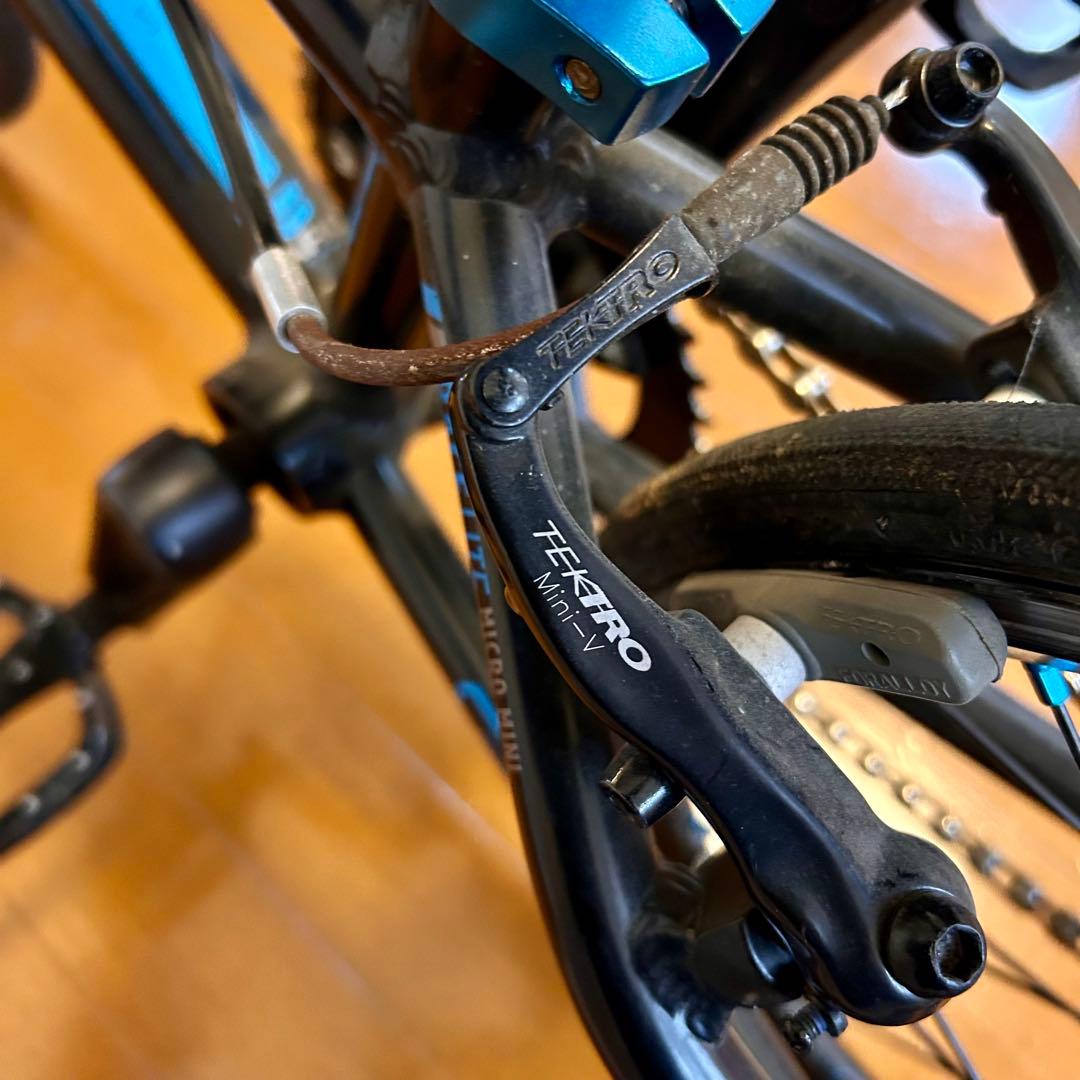 BMXレーサー　未使用のタイヤ（18㌅）1本付き