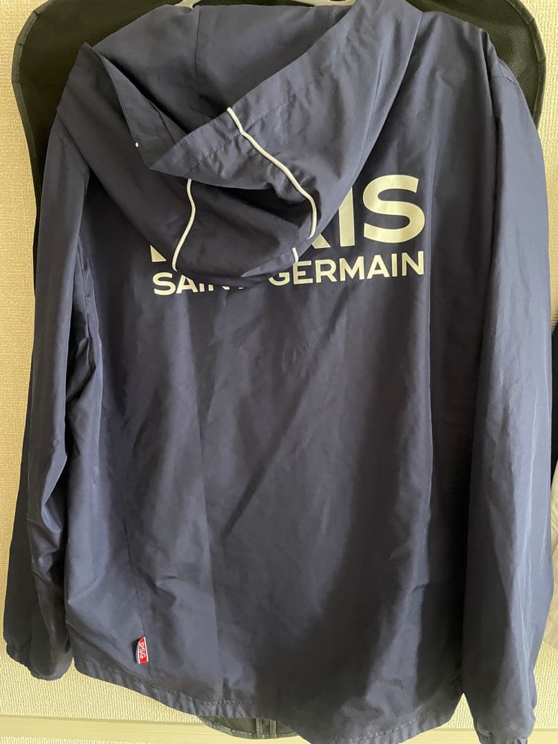 PARIS SAINT-GERMAIN ウィンドブレーカー ネイビー