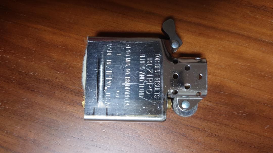 ZIPPO　ウィンディ　シリアルナンバー