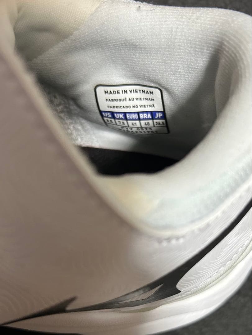 Mizuno ウェーブモーメンタム3 MID 26.5cm ホワイトあずき
