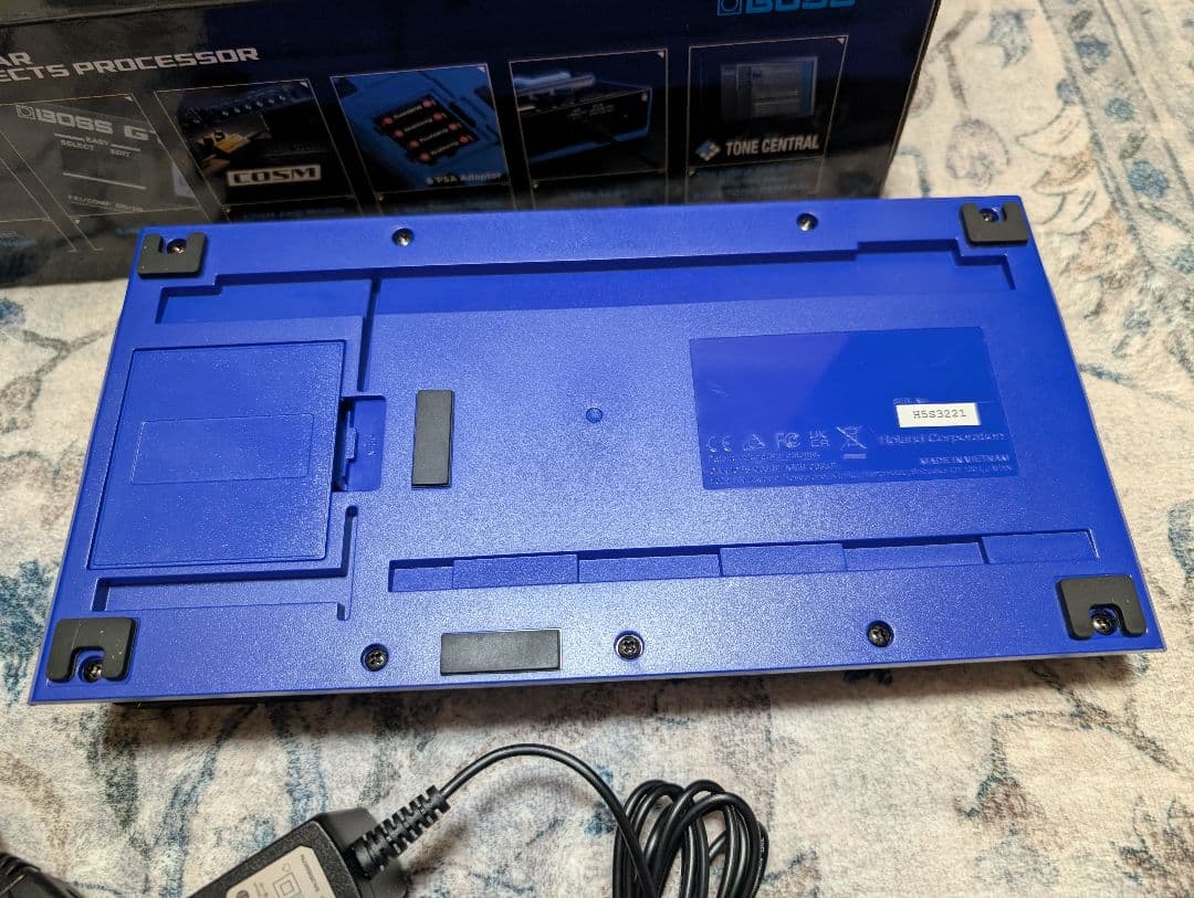 BOSS GT-1 ギター用 マルチエフェクター 純正アダプター付き