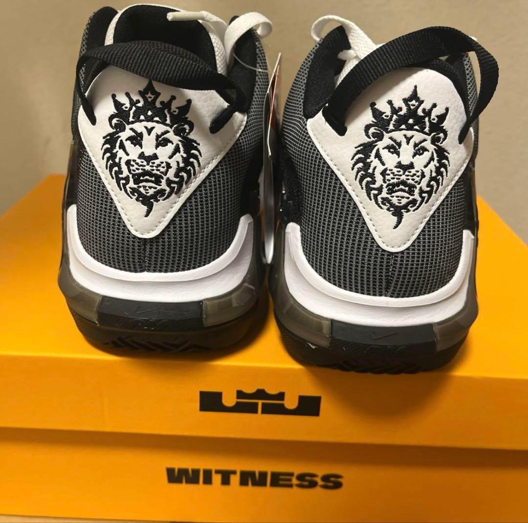 LeBron Witness バスケットシューズ ブラック/ホワイト