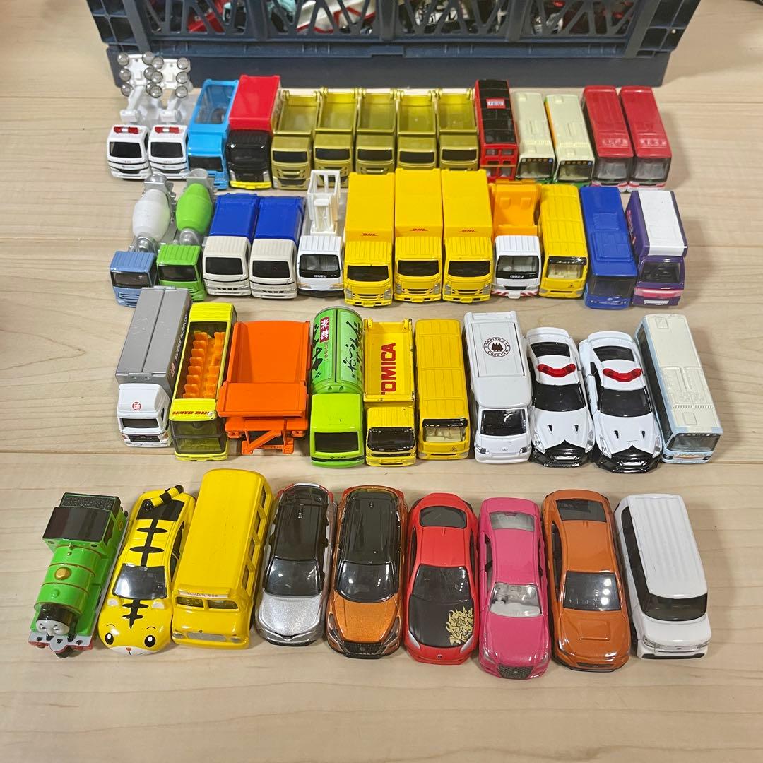 トミカ 83台 まとめ売り