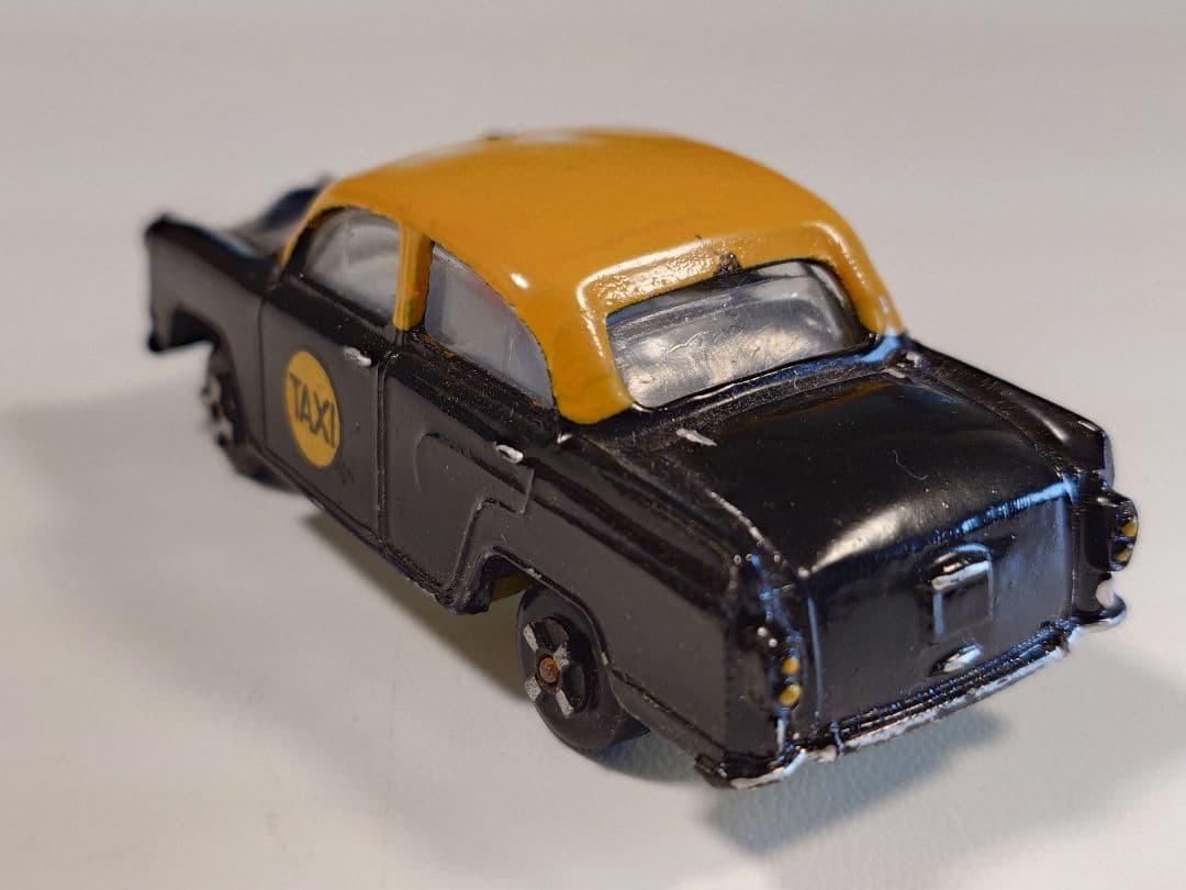 ミニカー Maxwell Ambassador Yelkew Cab