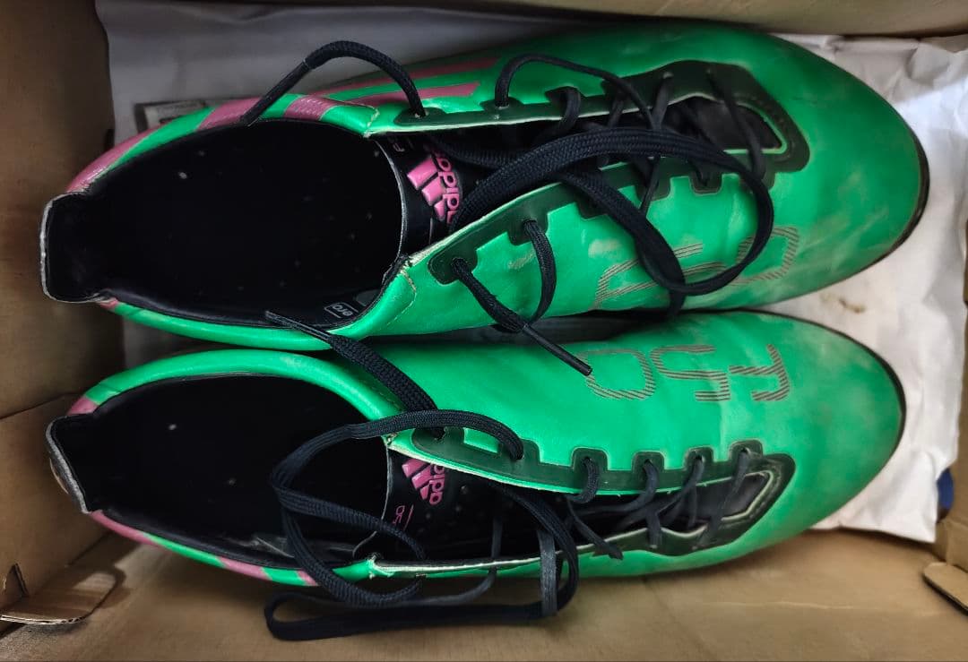 adidas F50 サッカーシューズ スパイク