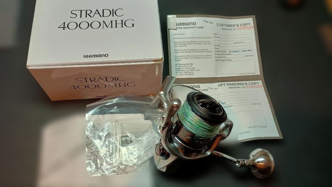 SHIMANO STRADIC 4000MHG スピニングリール