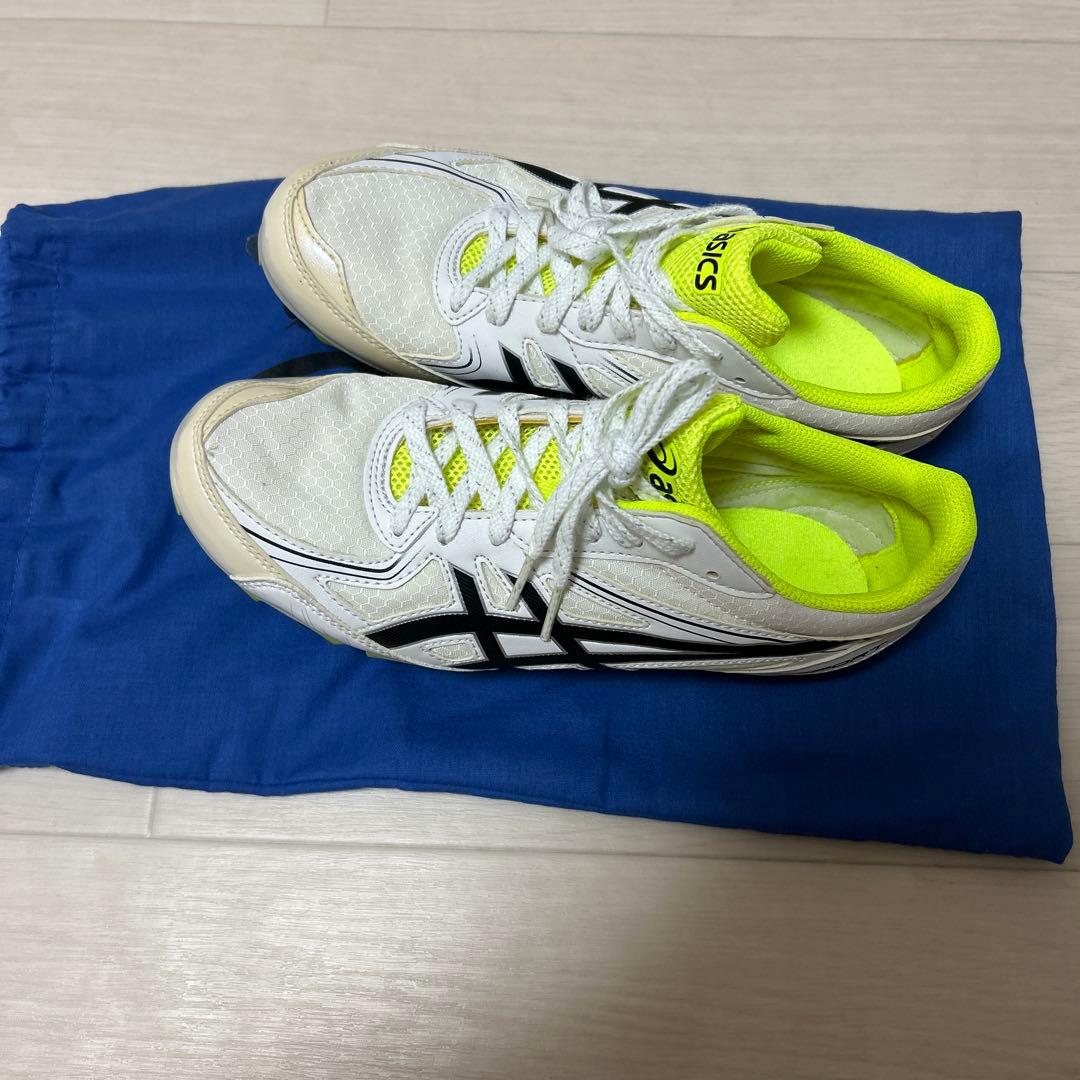 ASICS スパイクシューズ 収納袋付き