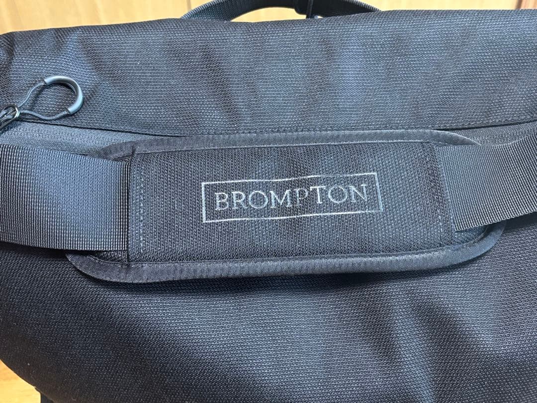 未使用! BROMPTON メッセンジャーバッグ 23Lブラック　現行品！