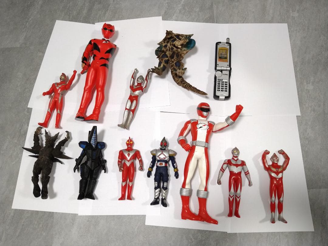 ウルトラマン、怪獣など