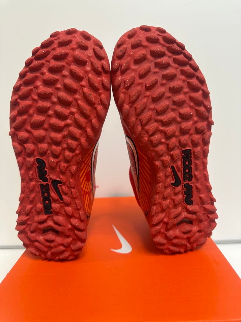 NIKE サッカー　エアズーム ハイカット　トレシュー　TF 22.5cm
