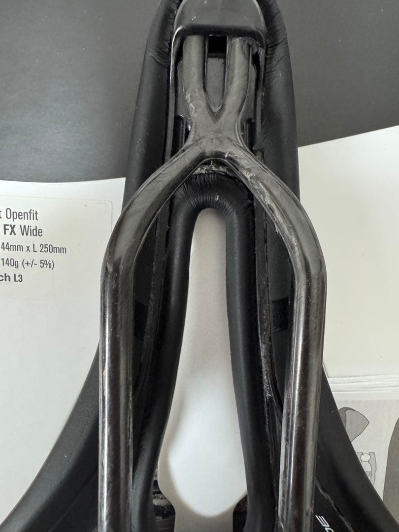 Shortfit Openfit Carbon FX Wide サドル