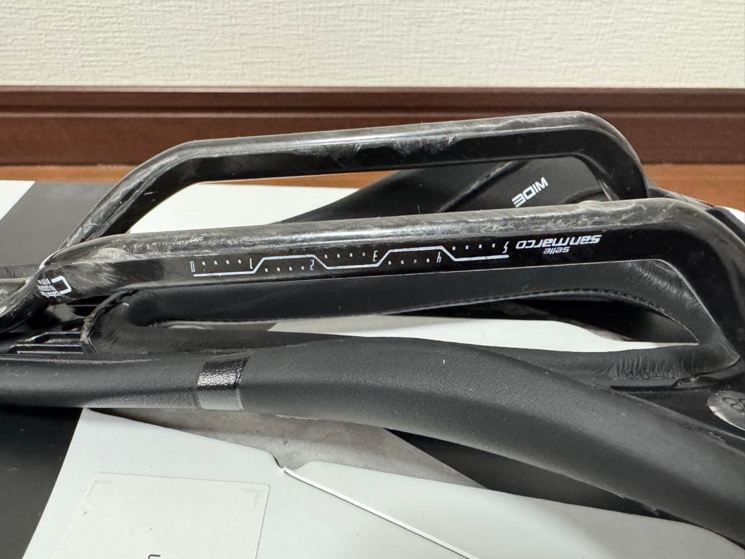 Shortfit Openfit Carbon FX Wide サドル