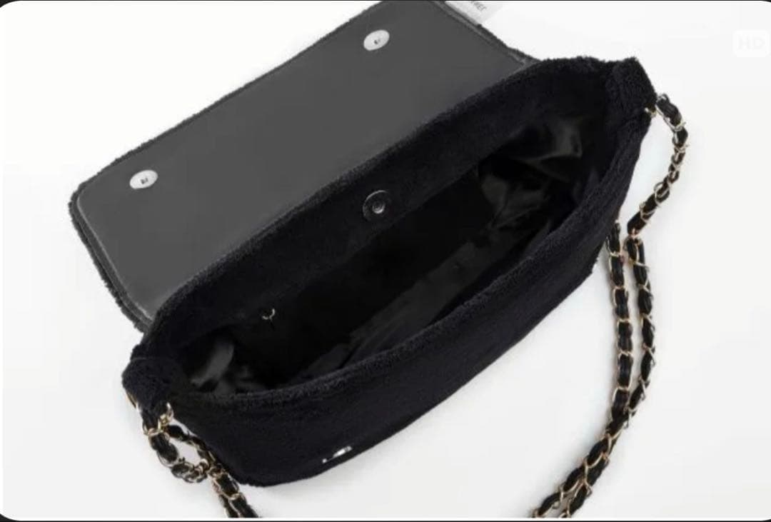CHANEL インプレッション ショルダーバッグブラックロゴ入り
